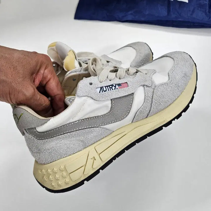 [BUNJANG] Otry Re-wind 38 Sneakers / 오트리 릴윈드 38