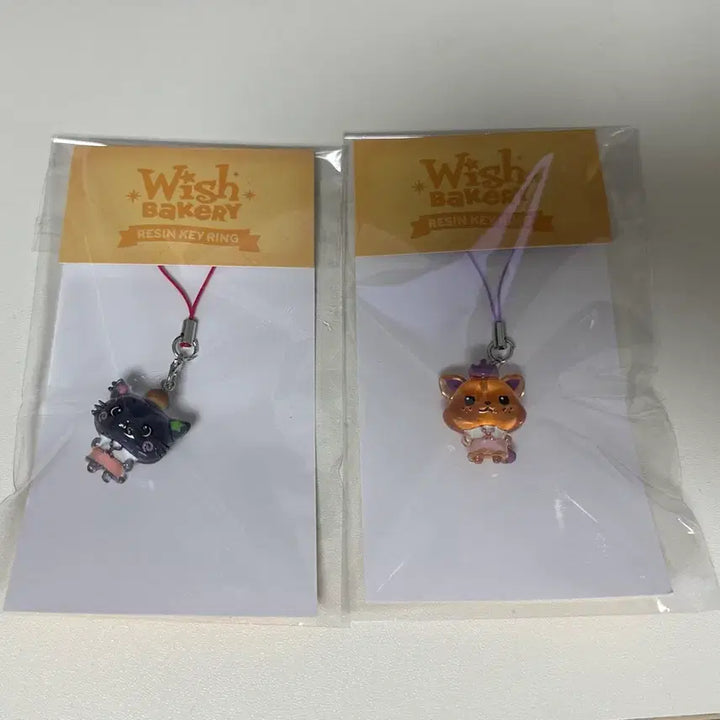 [BUNJANG] Wish Bakery Resin Keychain Riku &amp; Shion Bundle Set / 위시베이커리 레진키링 리쿠,시온 일괄양도
