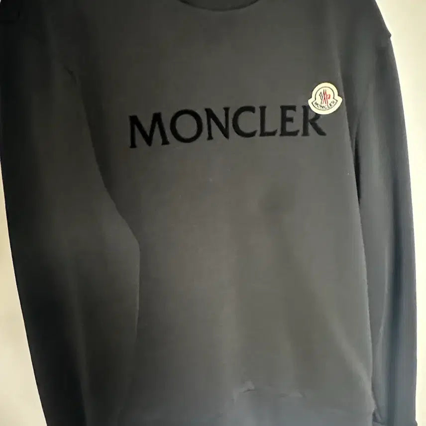 [BUNJANG] Moncler Sweatshirt / 몽클레어 맨투맨 m거의새거