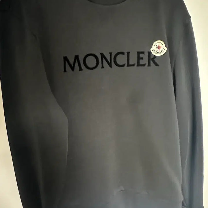[BUNJANG] Moncler Sweatshirt / 몽클레어 맨투맨 m거의새거