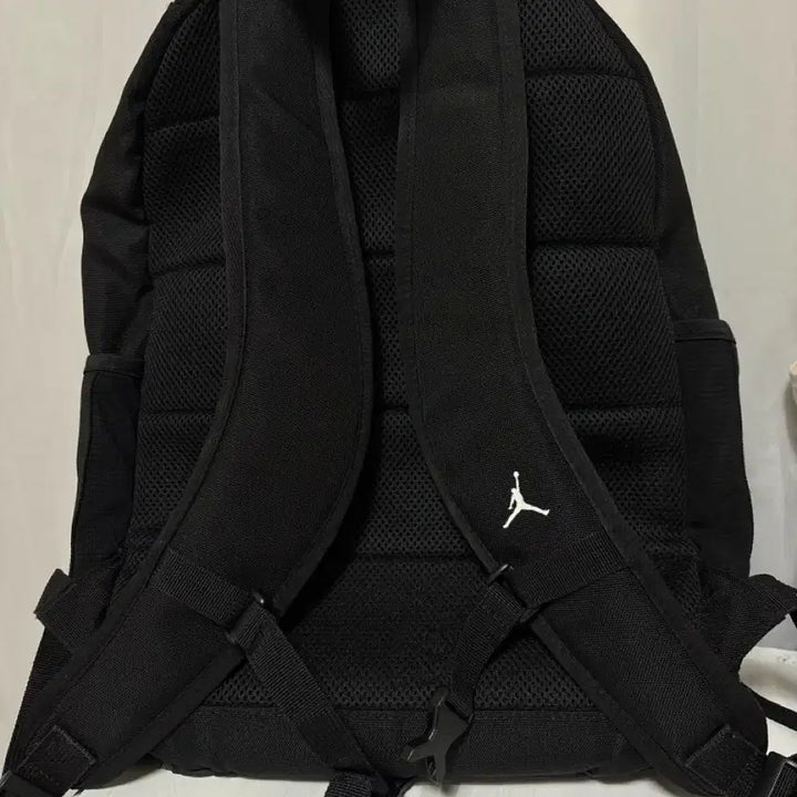 [BUNJANG] Black Backpack / 검정 백팩
