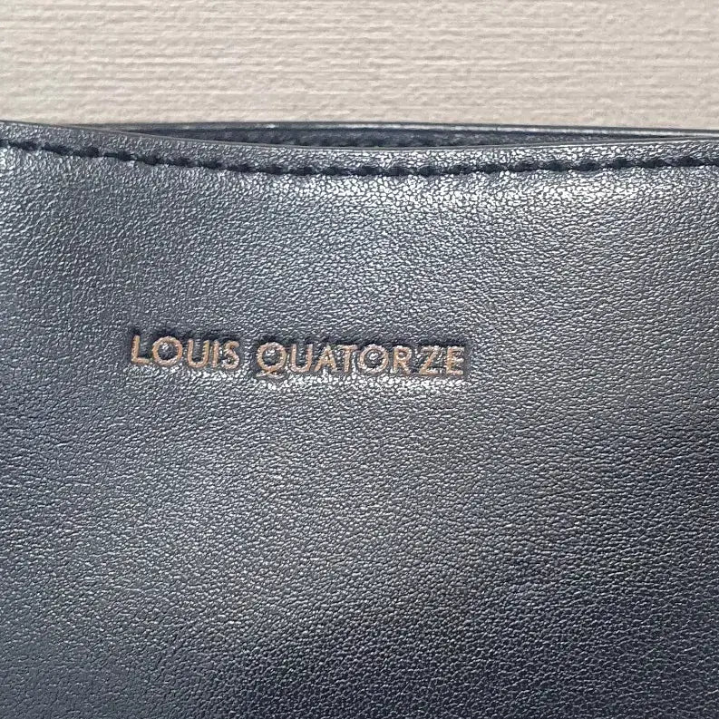 [BUNJANG] Louis Quatorze Leather Clutch Bag / 루이까또즈클러치백