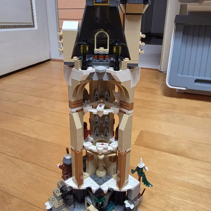 [BUNJANG] LEGO Harry Potter 76430 Hogwarts Owl House Building Set / 레고 해리포터 76430 호그와트 부엉이 장