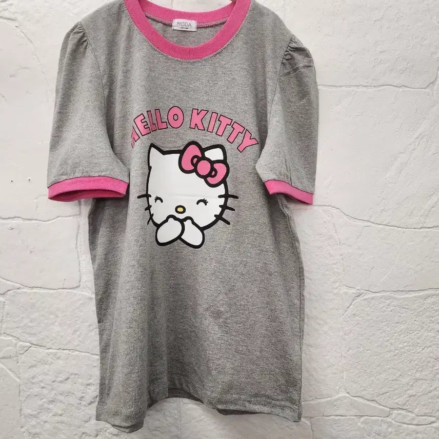 [BUNJANG] Hello Kitty Puff Sleeve Summer T-Shirt / 귀여운소매퍼프키티여름반팔티 (새상품)