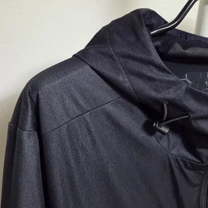 [BUNJANG] Under Armour Gore Windstopper Windbreaker Jacket L / 언더아머 고어윈드스토퍼 바람막이 L