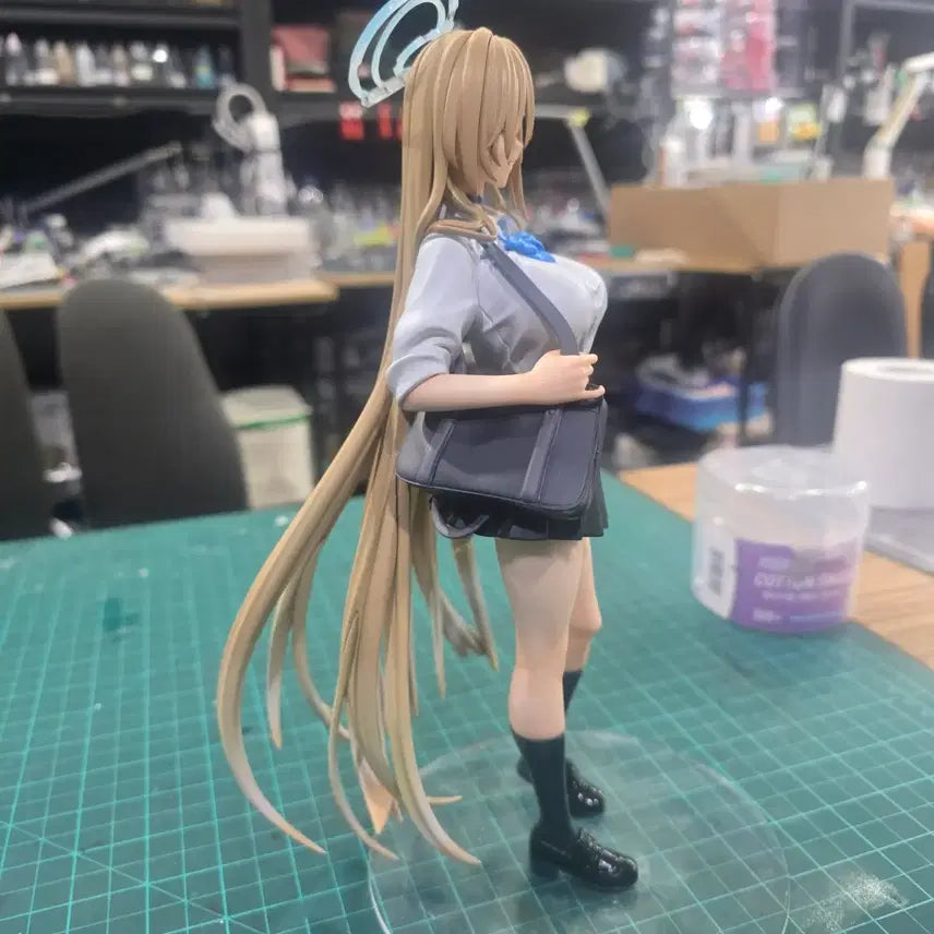 [BUNJANG] Blue Archive Asuna School Uniform Ver. Painted Resin Figure / 블루아카이브 아스나 교복버전  레진도색작