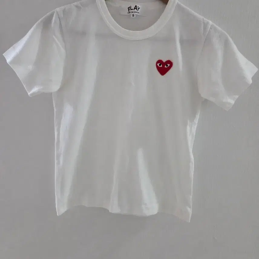 [SOLD OUT] 새거 꼼데가르송 여성 반팔티