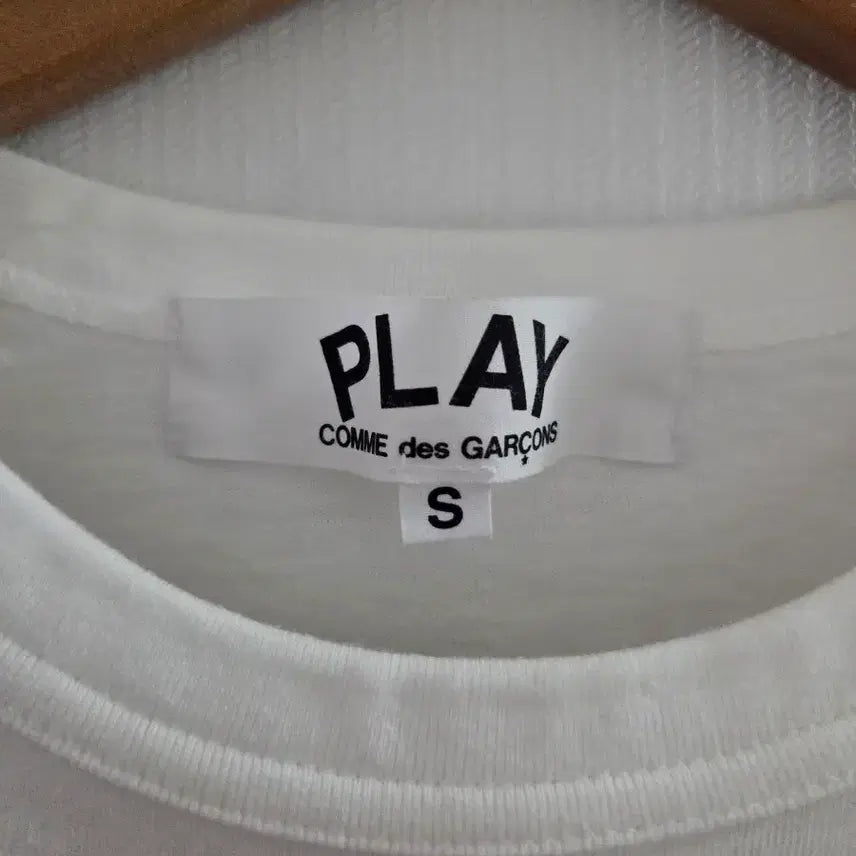 [SOLD OUT] 새거 꼼데가르송 여성 반팔티
