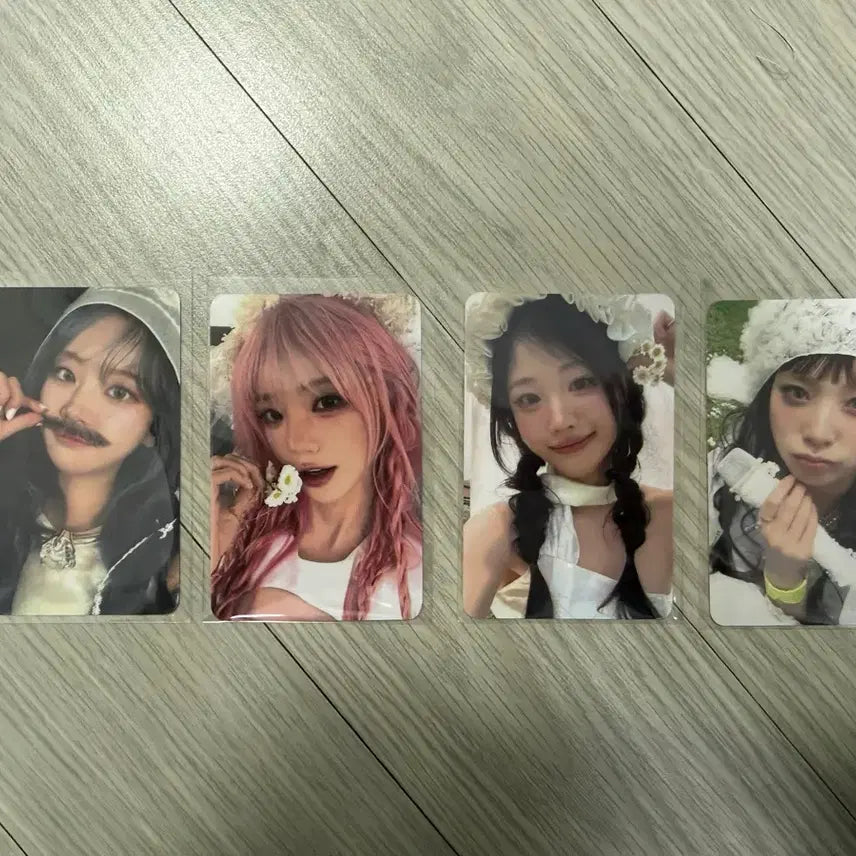 [BUNJANG] QWER CEREMONY Pop-up Lucky Draw Photocard Bundle Set / QWER CEREMONY 팝업 구매특전 포카 판매합니다!
