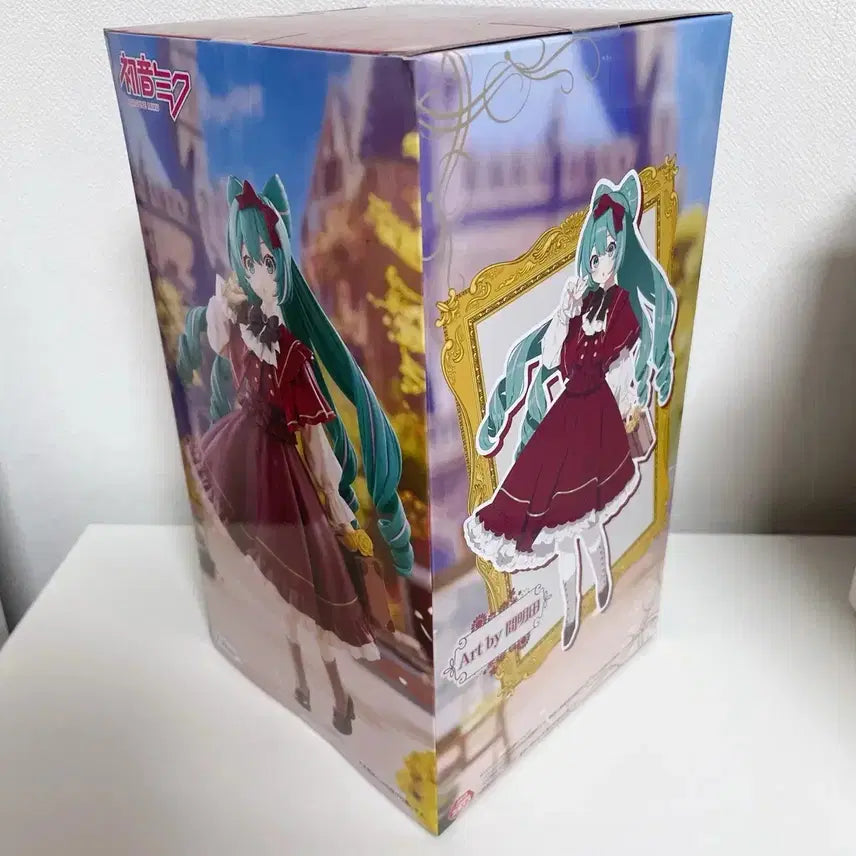 [BUNJANG] Hatsune Miku Classical Retro Figure (Sealed) / 하츠네 미쿠 클래시컬 레트로 피규어 미개봉