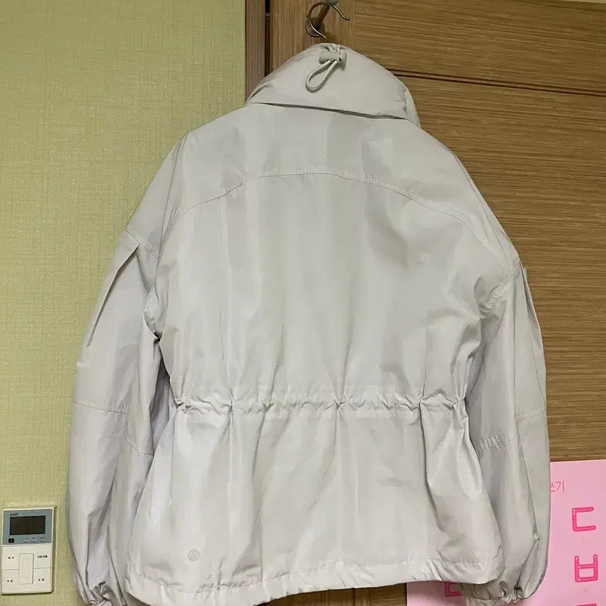 [BUNJANG] Lululemon Scuba High-Waist Windbreaker Jacket Size 4 / 재판매 택포/ 룰루레몬 신치 웨이스트 바람막이 자켓 사이즈 4