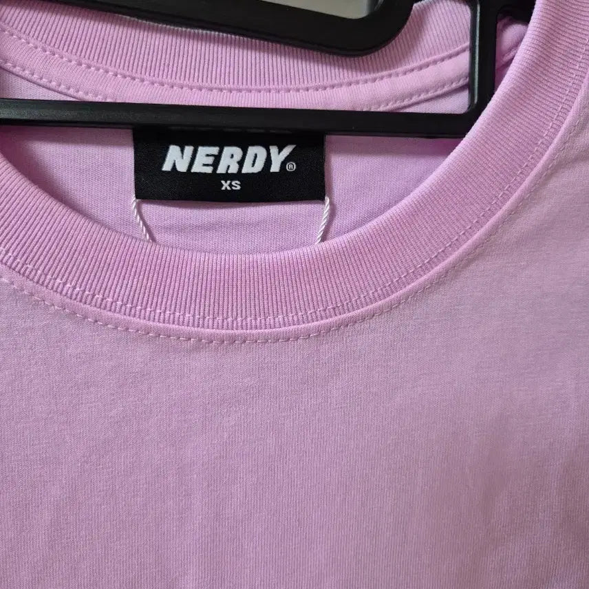 [BUNJANG] NERDY Pink Oversized T-Shirt (Unisex) / [택달린새상품]널디 핑크 반팔 티셔츠 (남녀공용 오버핏)