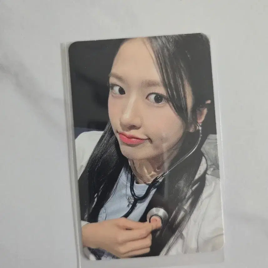 [BUNJANG] IVE Yujin Switch Makestar Doctor Photocard / 아이브 안유진 스위치 메이크스타 의사 포토카드