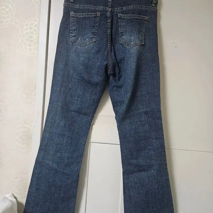 [BUNJANG] Distressed Cut Bootcut Denim Jeans / 데미지컷팅 부츠컷 데님 청바지