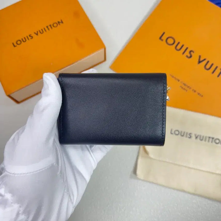 [BUNJANG] Louis Vuitton Mini Tri-Fold Wallet LV Bloom / [26SS/새상품급] 루이비통 지갑 트라이폴드 월릿 LV 블룸 블랙