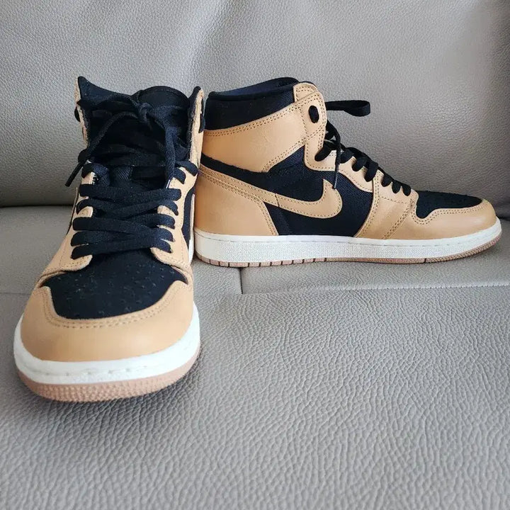 [BUNJANG] Nike Air Jordan 1 Retro High Vachetta Tan / 나이키 에어조던1 레트로 하이 바체타 탄 270