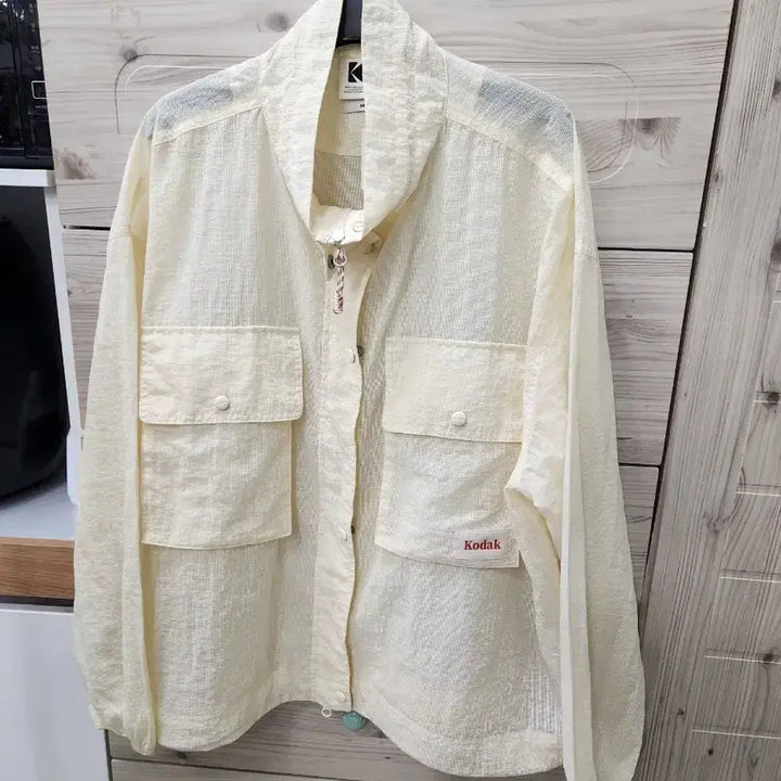 [BUNJANG] Kodak See-Through Shirt-Style Windbreaker Ivory M Oversized Fit / 코닥 시스루 셔츠형 바람막이 아이보리 ( 오버핏)M