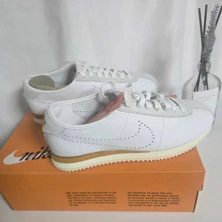 [BUNJANG] Nike Cortez White Gold (260mm) Men&