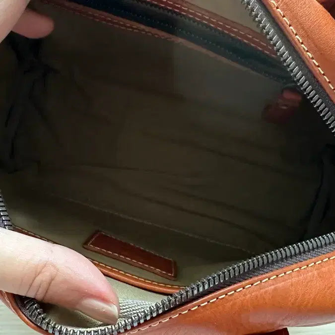 [BUNJANG] Heitz Vegetable Leather Tote Shoulder Bag / 헤비츠 배지터블가죽 토트 숄더백