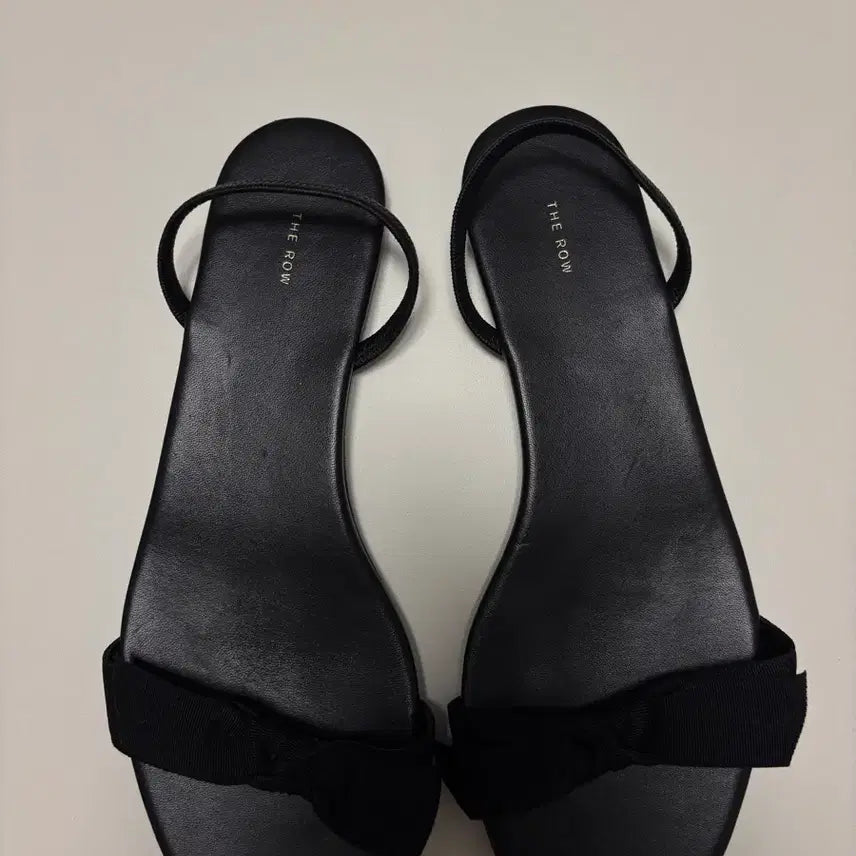 [BUNJANG] The Row Bow Sandals / the row 더로우 bow 리본샌들 38.5