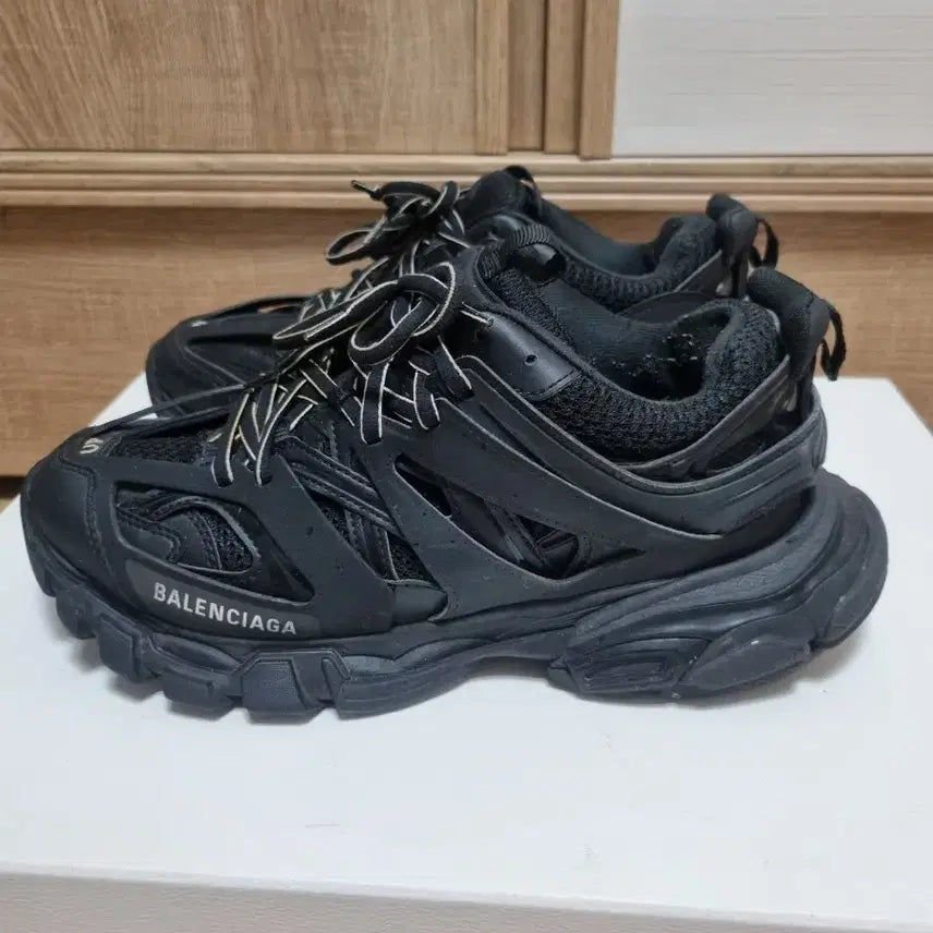[BUNJANG] Balenciaga Track Black Shoes Size 40 / 발렌시아가 트랙 블랙 40사이즈