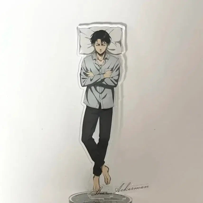 [BUNJANG] Attack on Titan Levi Acrylic Standee / 진격의거인 오야스미 리바이 아크릴 리바이 진격거