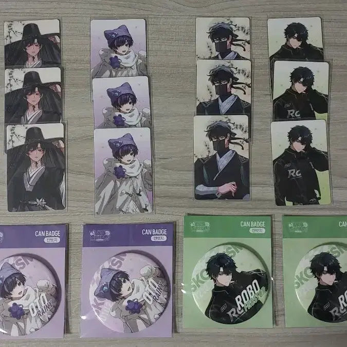 [BUNJANG] Sukkoseum Winter Pop-up Robo Oto Photocard and Large Can Badge Bundle Set / 스코시즘 겨울 팝업 로보 오토