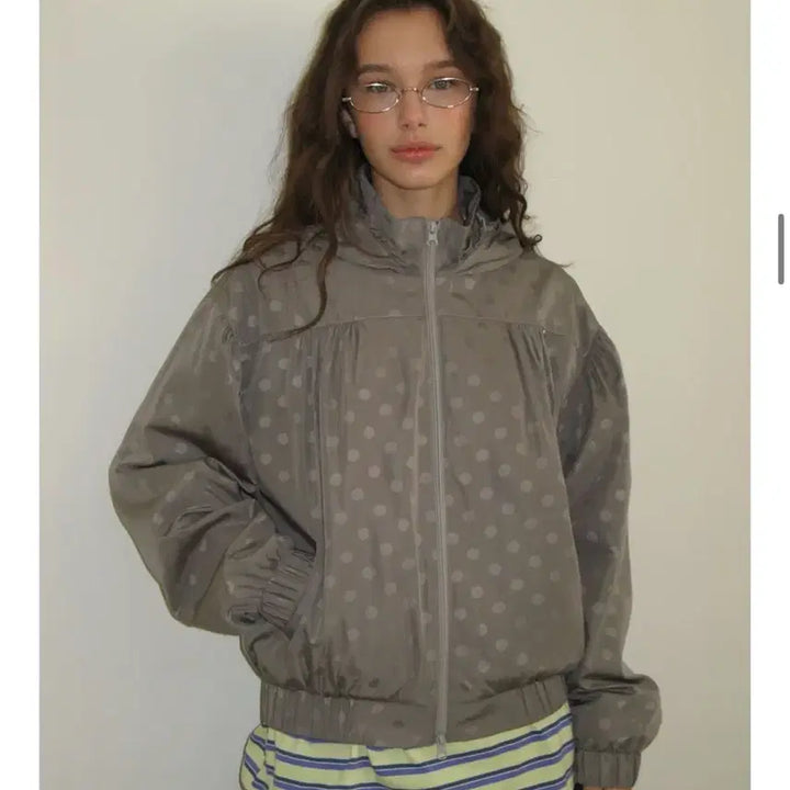 [BUNJANG] Ronron Frill Hoodie Windbreaker Grey / 론론 프릴 후디 바람막이 그레이