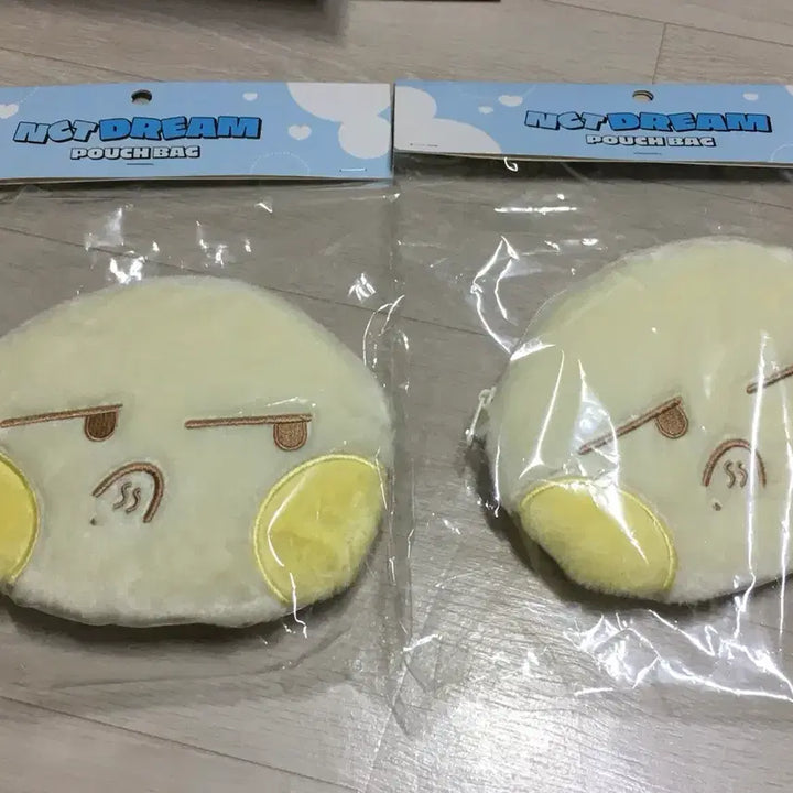 [BUNJANG] NCT DREAM Jisung HeungChitPang Pouch Bag (Sealed) / 미개봉)엔시티드림 지성 흥칫빵 에버랜드 광야 파우치 백