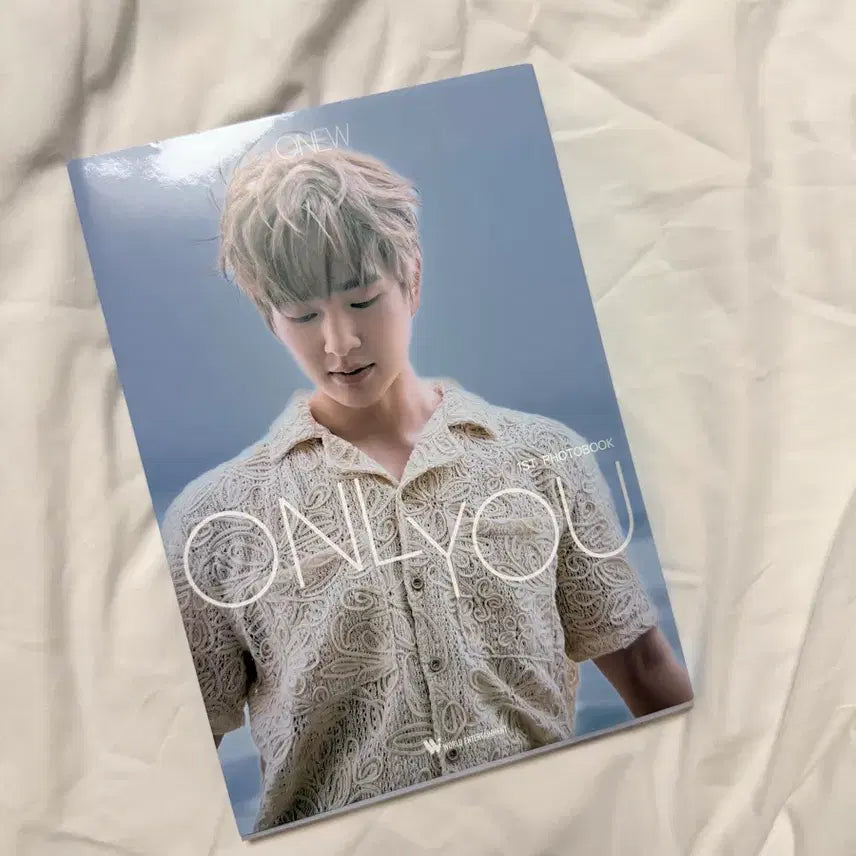 [BUNJANG] Onew 1st Photobook ONLYOU / 온유 1st 포토북
