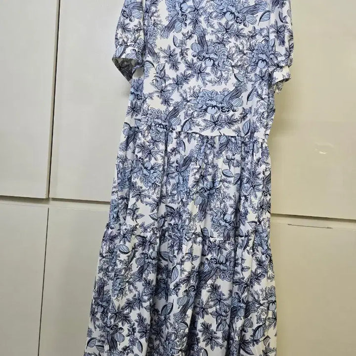 [BUNJANG] Floral Pattern Long Dress Sky Blue / 플라워 패턴 롱 원피스 하늘색 꽃무늬