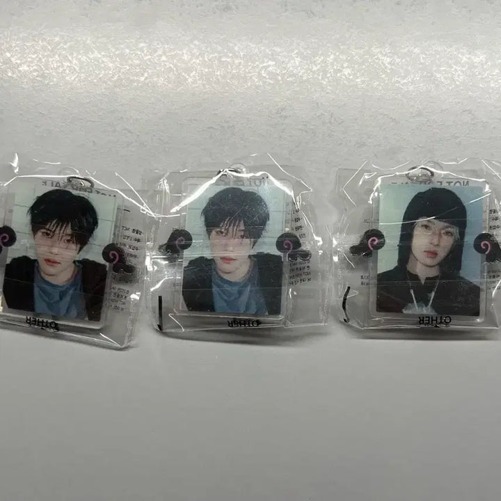 [BUNJANG] NCT WISH Seven Eleven Keyring Antares Sion Sakuya / 엔시티위시 세븐일레븐 키링 안테로스 시온 사쿠야