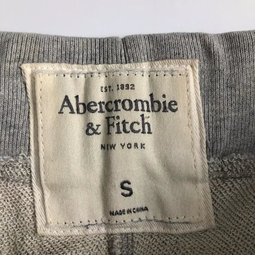 [BUNJANG] Abercrombie &amp; Fitch Shorts / 아베크롬비 반바지