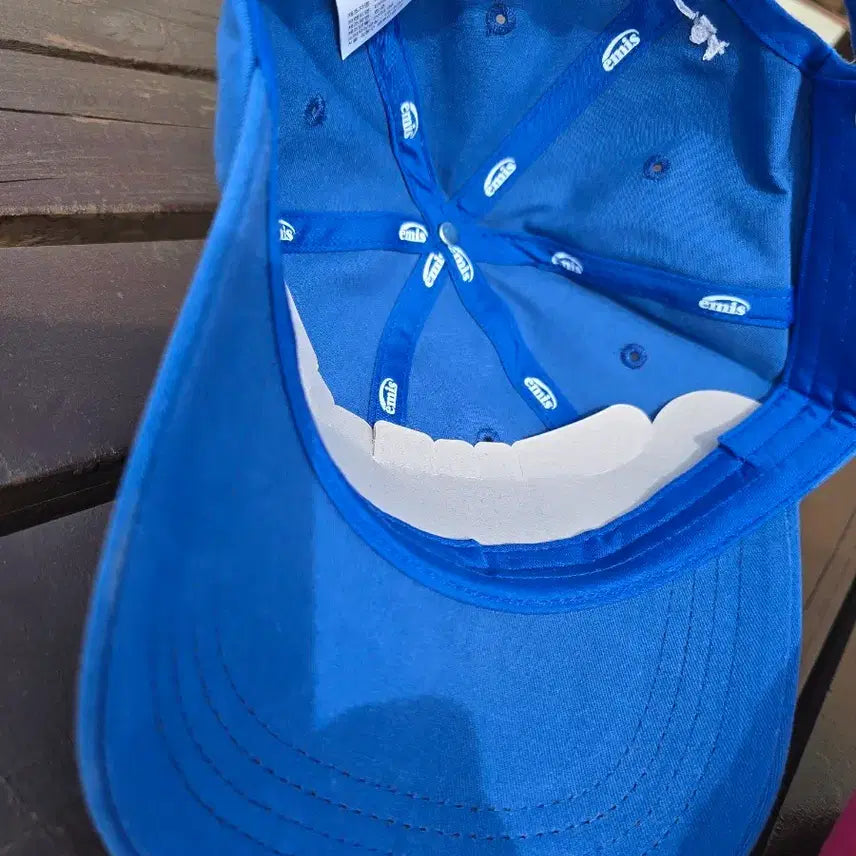 [BUNJANG] Emis Cotton Ball Cap Hat (Blue/Red/White) / emis 이미스 볼캡 모자 (블루/레드/화이트).개당가격