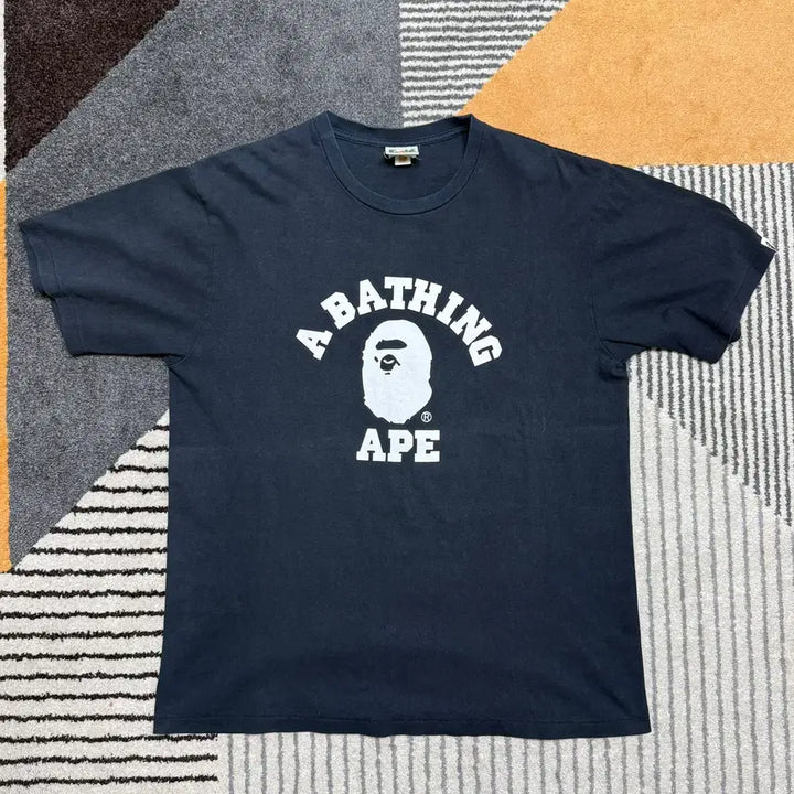 [BUNJANG] BAPE College Logo Black T-Shirt (2XL) / [2XL] 베이프 컬리지 로고 블랙 티셔츠