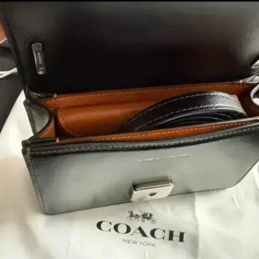 [BUNJANG] Coach Shoulder Bag / 코치가방