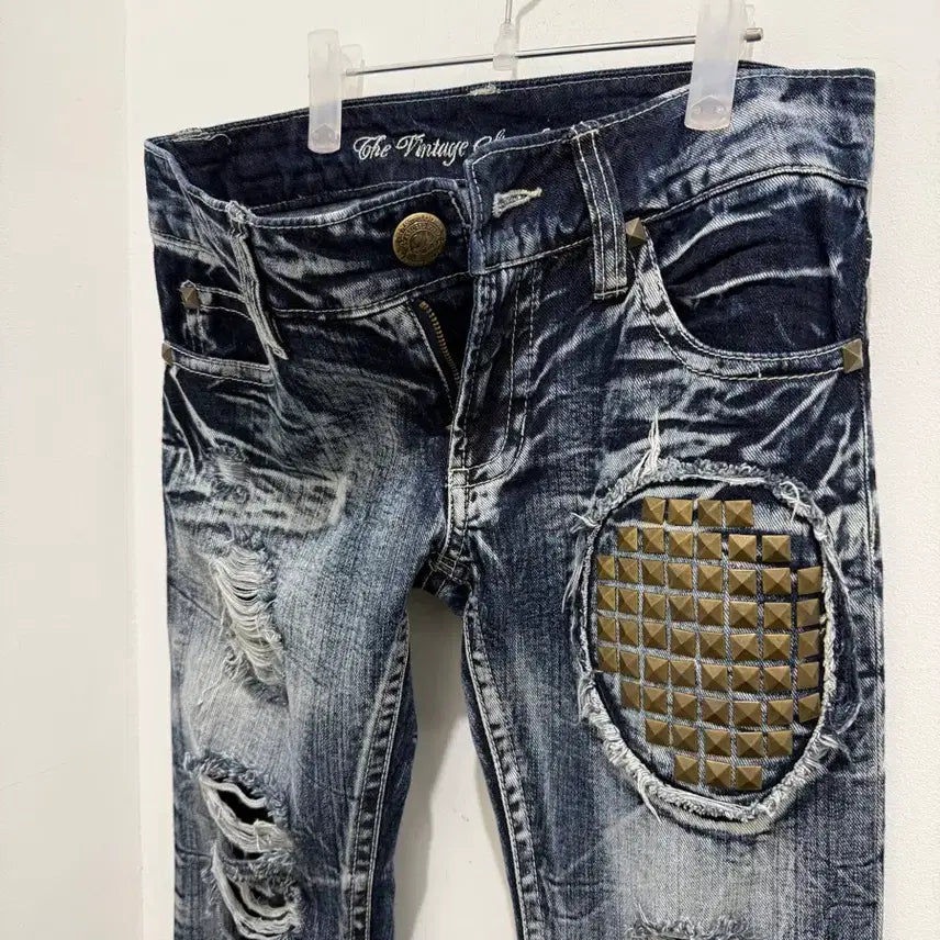 [BUNJANG] Punk Rock Chic Studded Denim Slim Fit Jeans / 펑크 락시크 갸루 스터드 데님 슬림핏 진