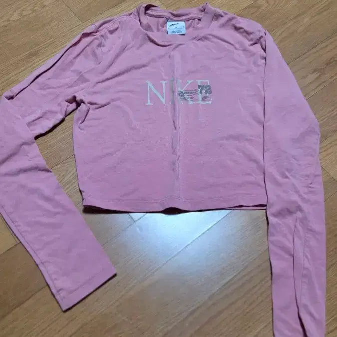 [BUNJANG] Nike Pink Cropped Long Sleeve T-Shirt (M) / 새상품) 나이키 핑크 크롭 긴팔 티셔츠 m