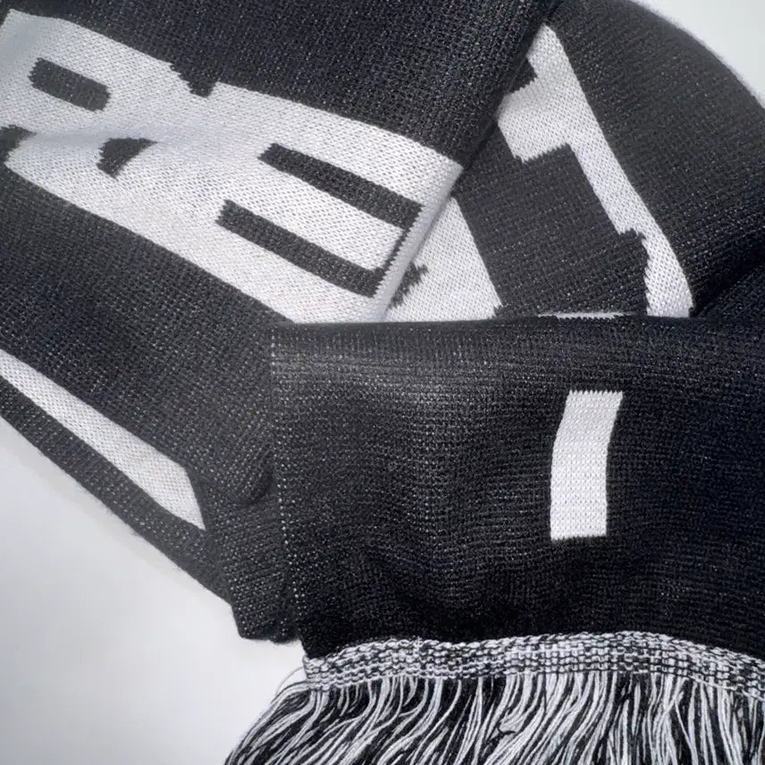[BUNJANG] NCT 127 Taeyong TY Track Remastered Scarf / 엔시티 127 태용 TY track remastered 머플러 엠디 양도