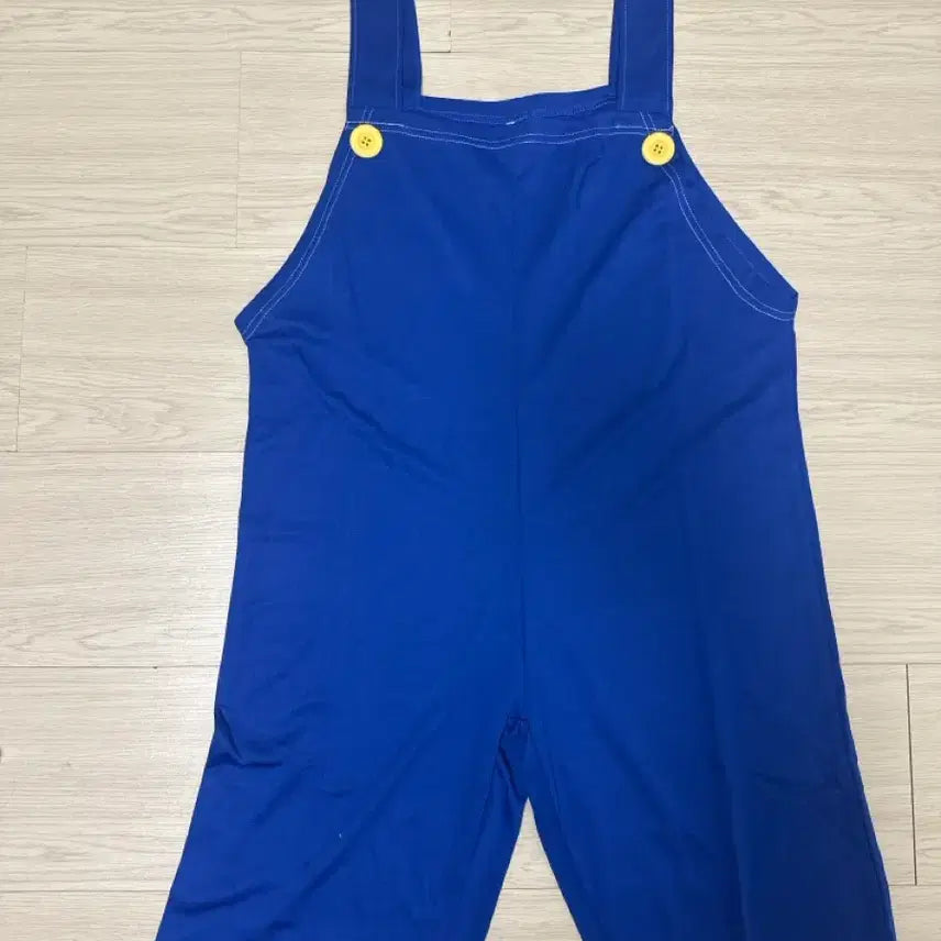[BUNJANG] Mario Overalls Graduation Photo Costume Rental / 졸업사진 대여 마리오멜빵
