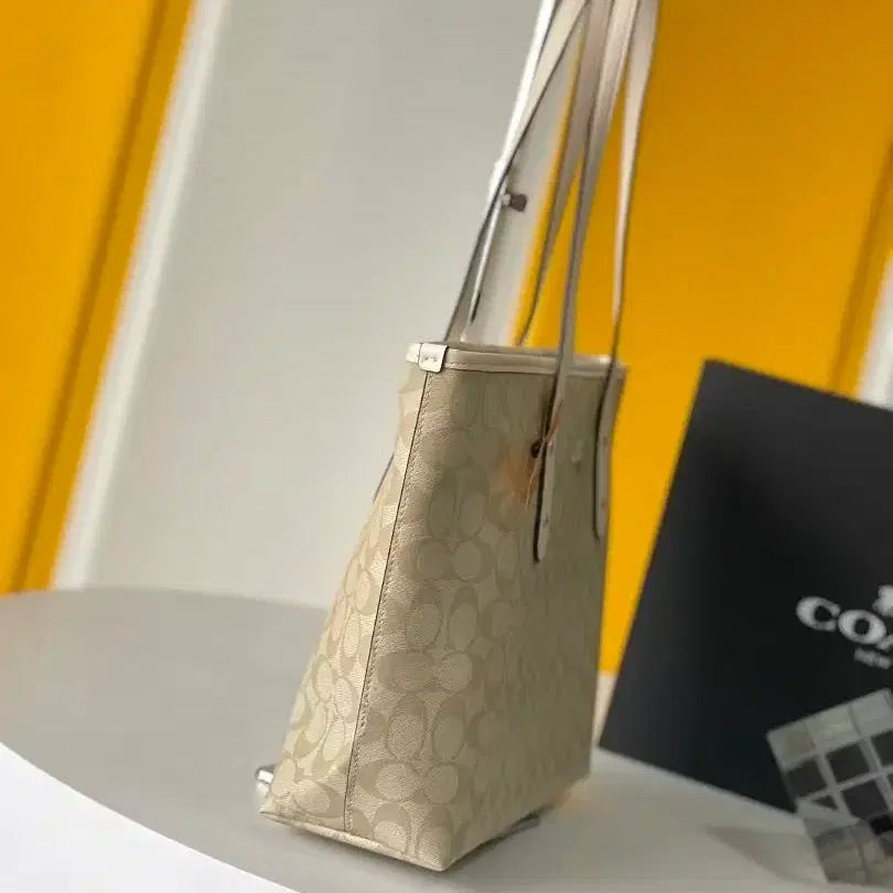 [BUNJANG] Coach Signature Tote Bag / 코치 시그니처 신상품  토트백