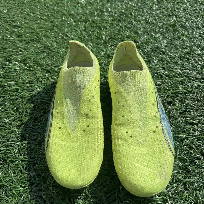 [BUNJANG] Ultra Ultimate MG Football Boots (FG/MG) / 울트라 얼티메이트 mg 피지라이트