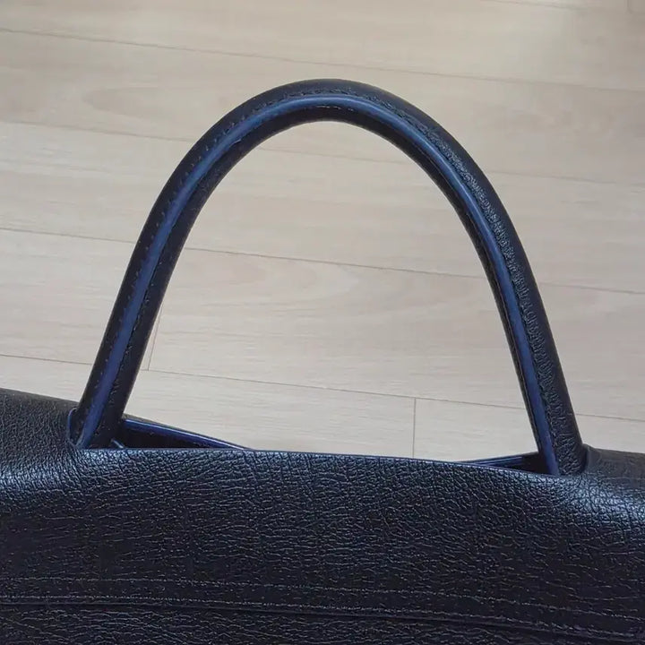 [BUNJANG] Mandarina Duck Viola Tote Bag / 만다리나덕 토트백 VIOLA