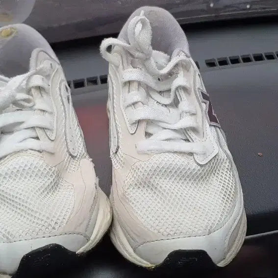 [BUNJANG] New Balance Fresh Foam Sneakers / 뉴발란스265