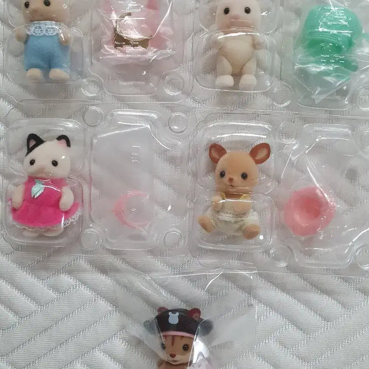 [BUNJANG] Sylvanian Families Baby Amusement Park Blind Bag Figures Bundle Set (5 Types) / 실바니안 블라인드백 아기놀이공원 5종 일괄