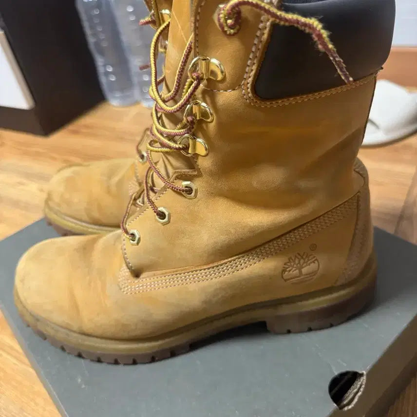 [BUNJANG] Timberland 6-Inch Premium Nubuck Boots / 팀버랜드 6인치 프리미엄 8M 누벅 260-265