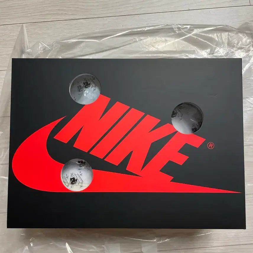 [BUNJANG] Nike Air Jordan 1 Off-White Alaska / 나이키 조던1 오프화이트 알래스카 V.A.A 280