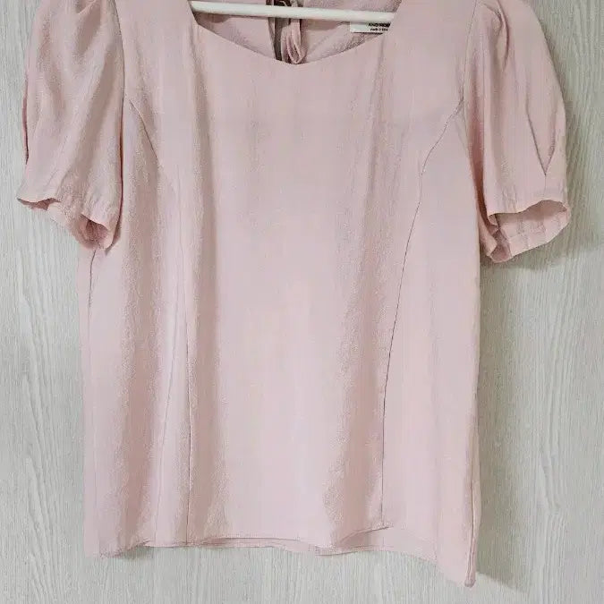 [BUNJANG] Pink Square Neck Puff Sleeve Blouse with Ribbon Detail / 핑크 블라우스