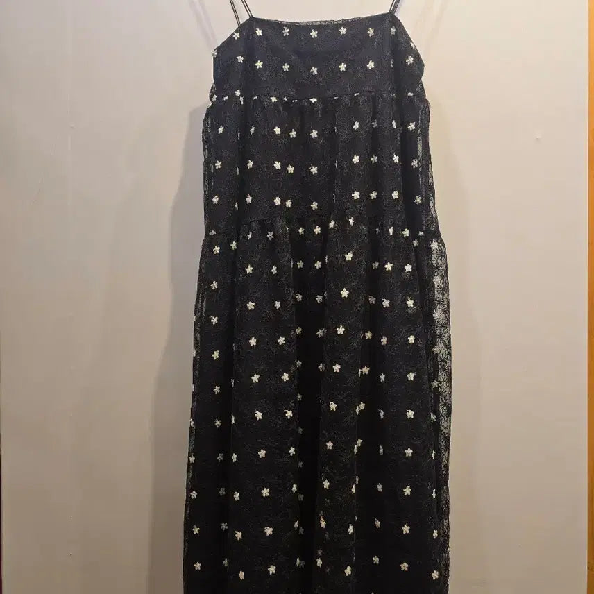 [BUNJANG] It Michaa Black Flower Lace Dress / 잇미샤 블랙 플라워 레이스 원피스