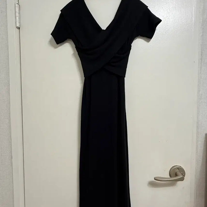 [BUNJANG] Bundle Set Black Dresses (4 pcs) / (일괄) 검정 원피스 4개